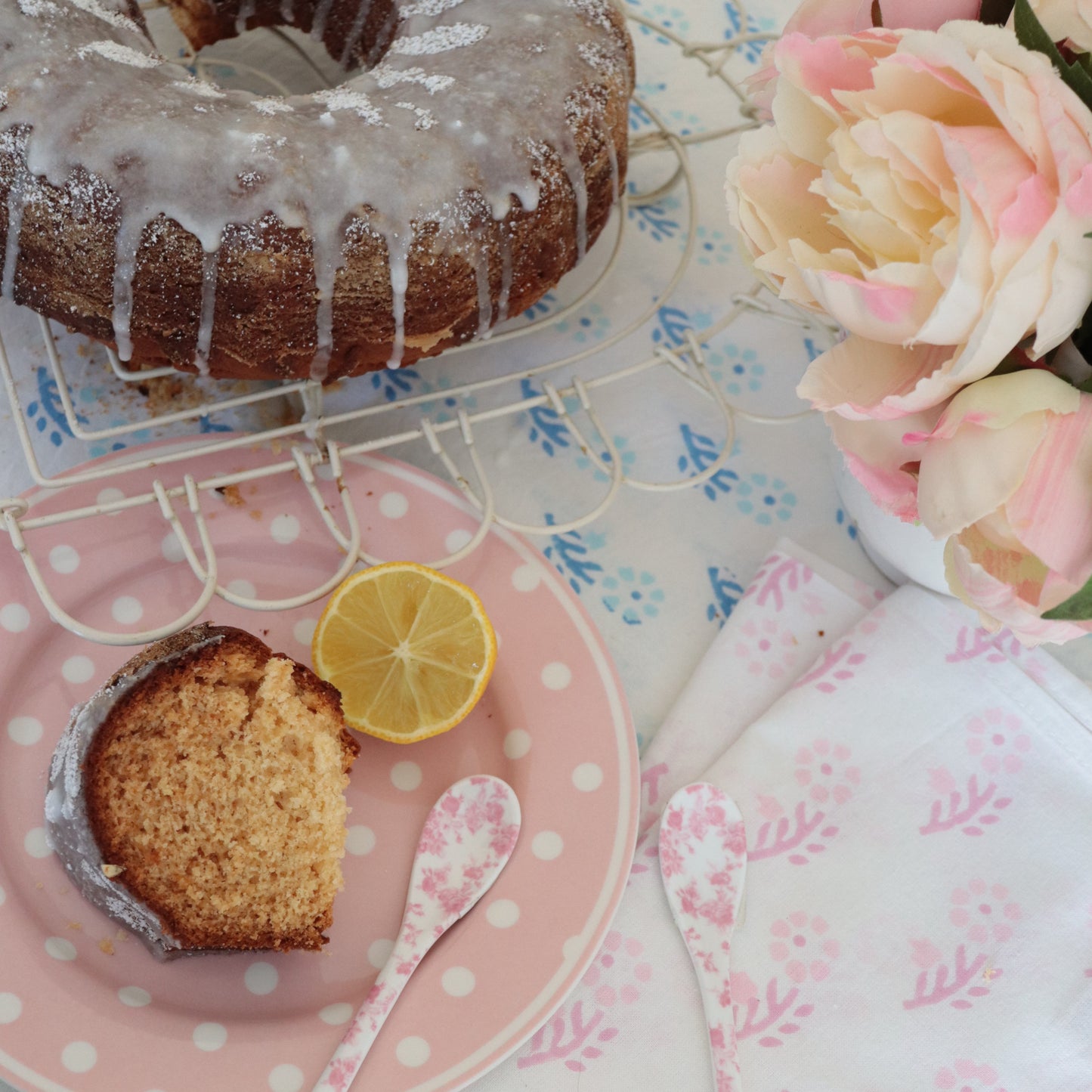 Lemon and honey Bundt cake