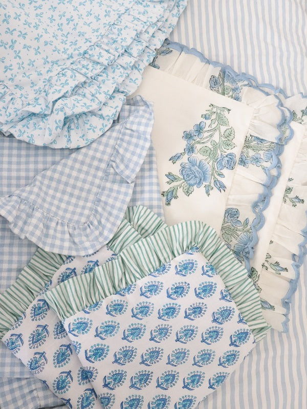 blue bow frilly pillowcase