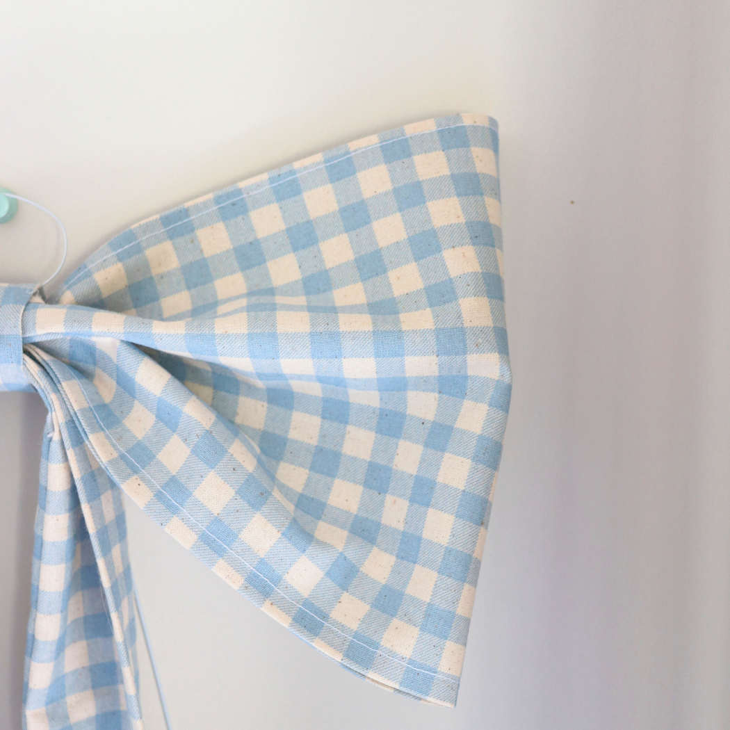 vintage house bow blue gingham2