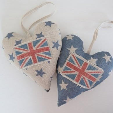 Union Jack hanging Heart | prettyhomestyle.