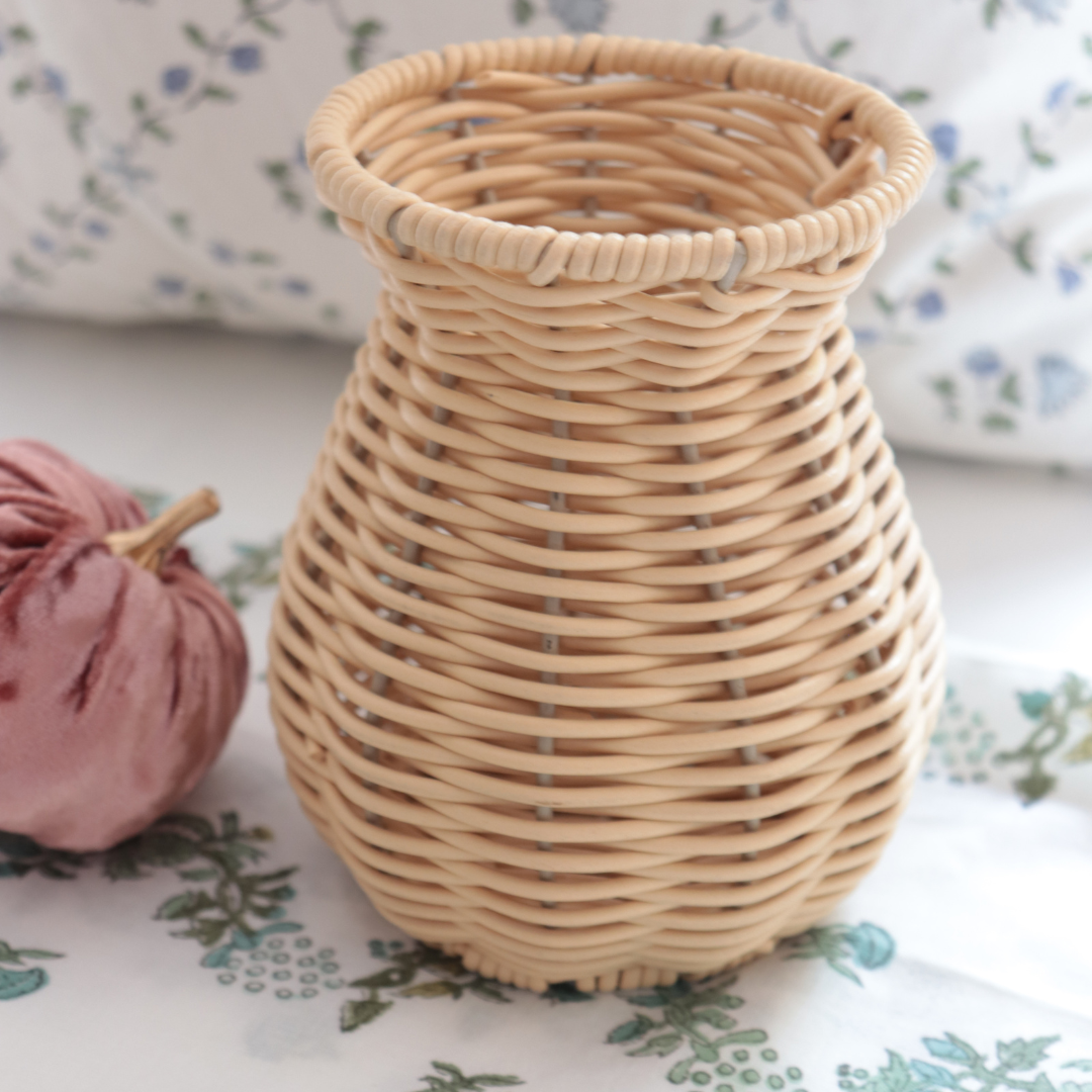 Natural rattan bud vase coastal cottage core home deco